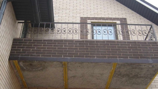 Особливості залізобетонного балкона